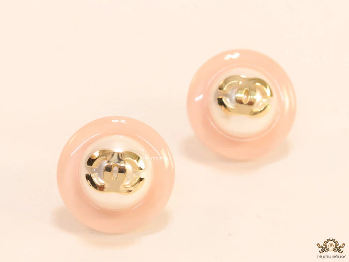 Pink acrylic studs with pearl and twin C motif
