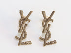 Alphabet YSL earrings in rustic look