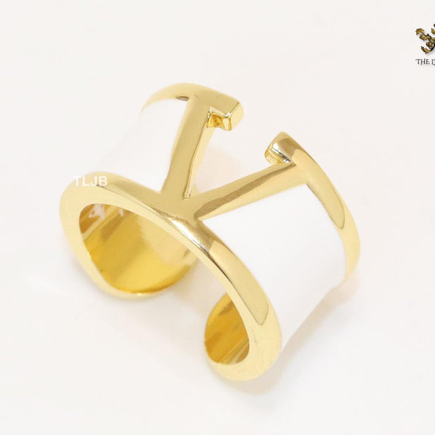 Open V and white enamel bold ring