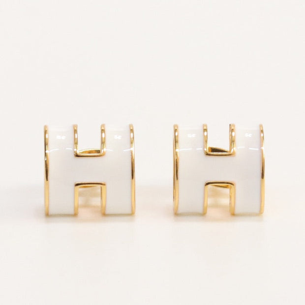 Alphabet H white studs in gold finish