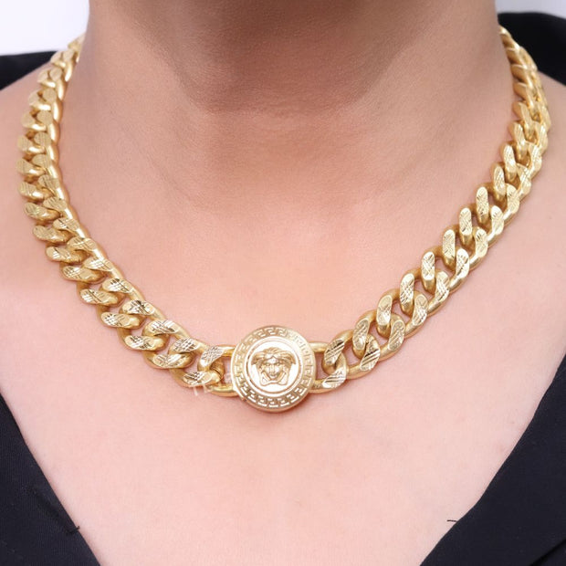 Round medusa gold link chain
