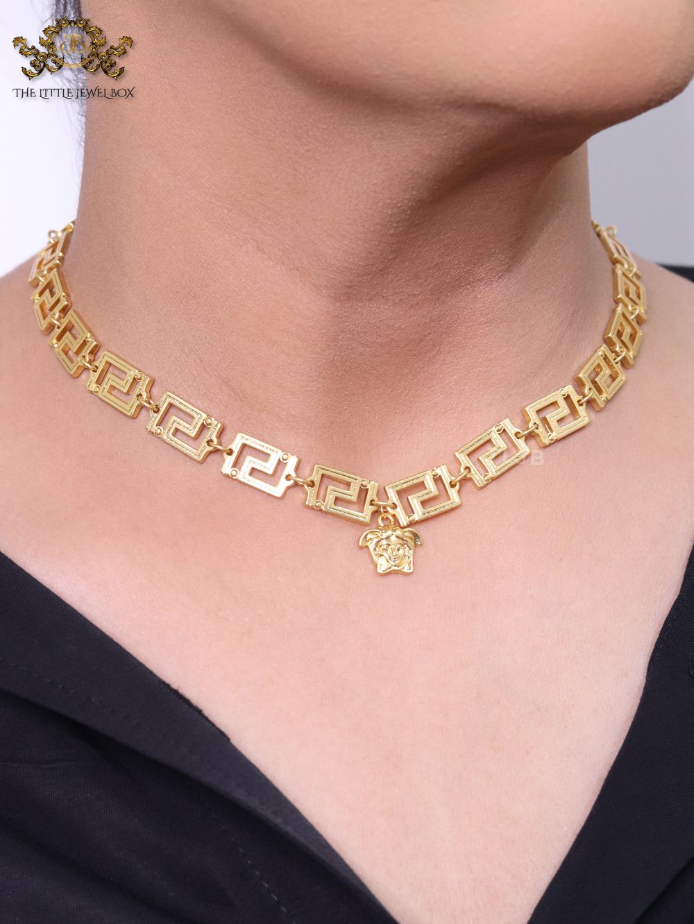 Medusa charm gold link chain