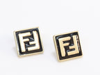 Alphabet F square black earrings