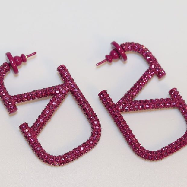 Alphabet V magenta rhinestones hoops