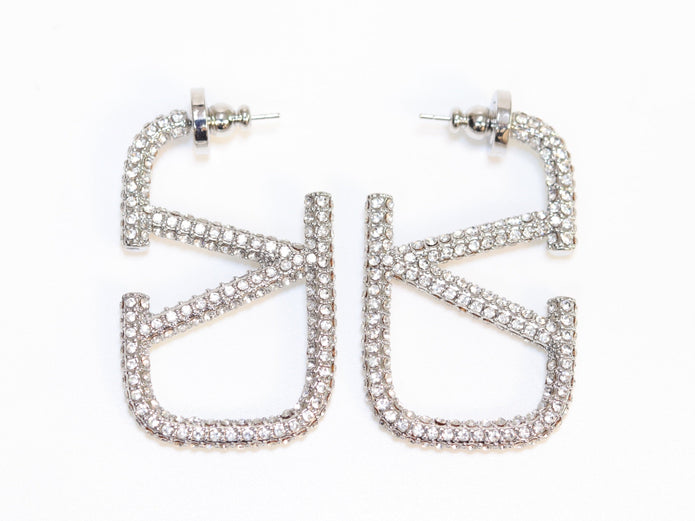 Alphabet V silver rhinestones hoops 45mm