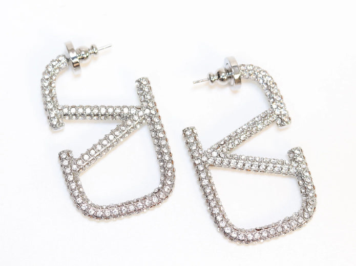 Alphabet V silver rhinestones hoops 45mm