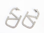 Alphabet V silver rhinestones hoops 45mm