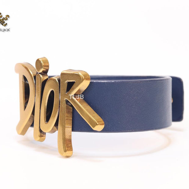 Alphabet D and blue belted bracelet