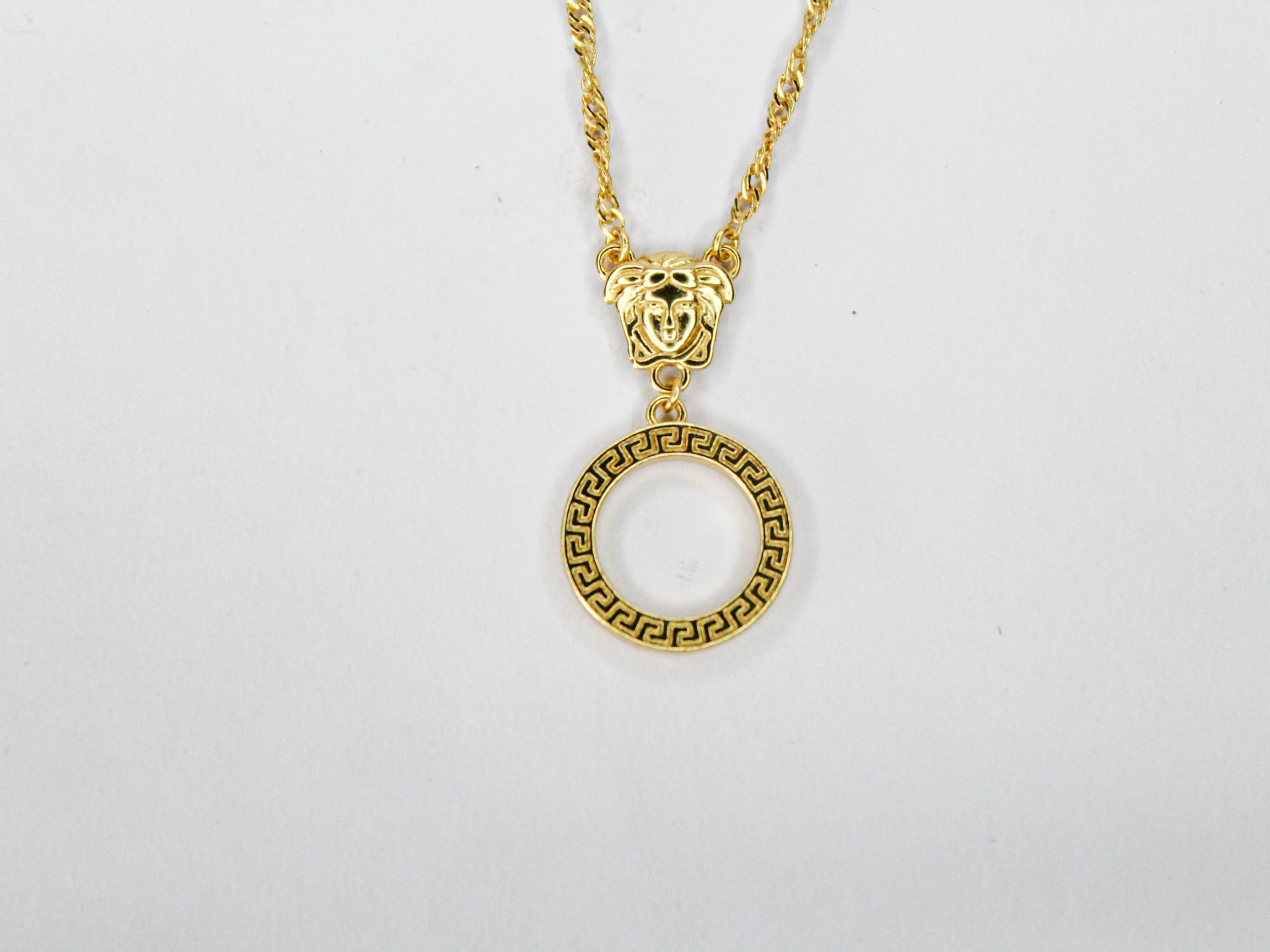 Medusa double Chain with tie knot pattern