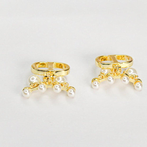 Alphabet C D gold studs with pearl charms