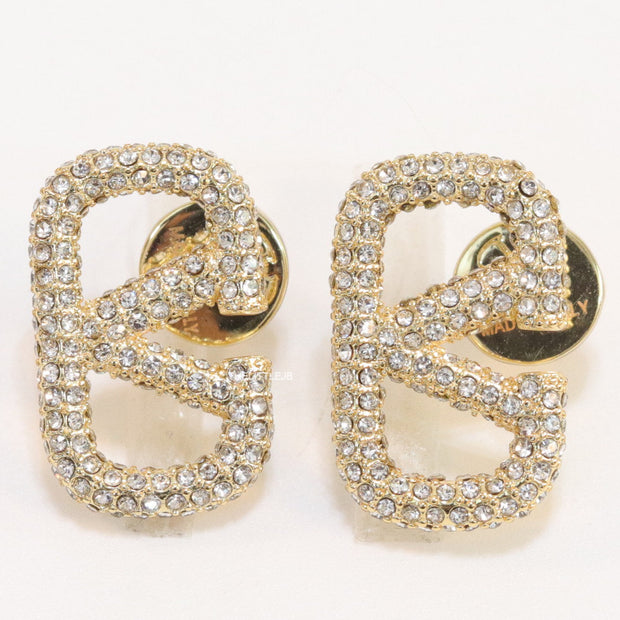 Golden cz alphabet V studs