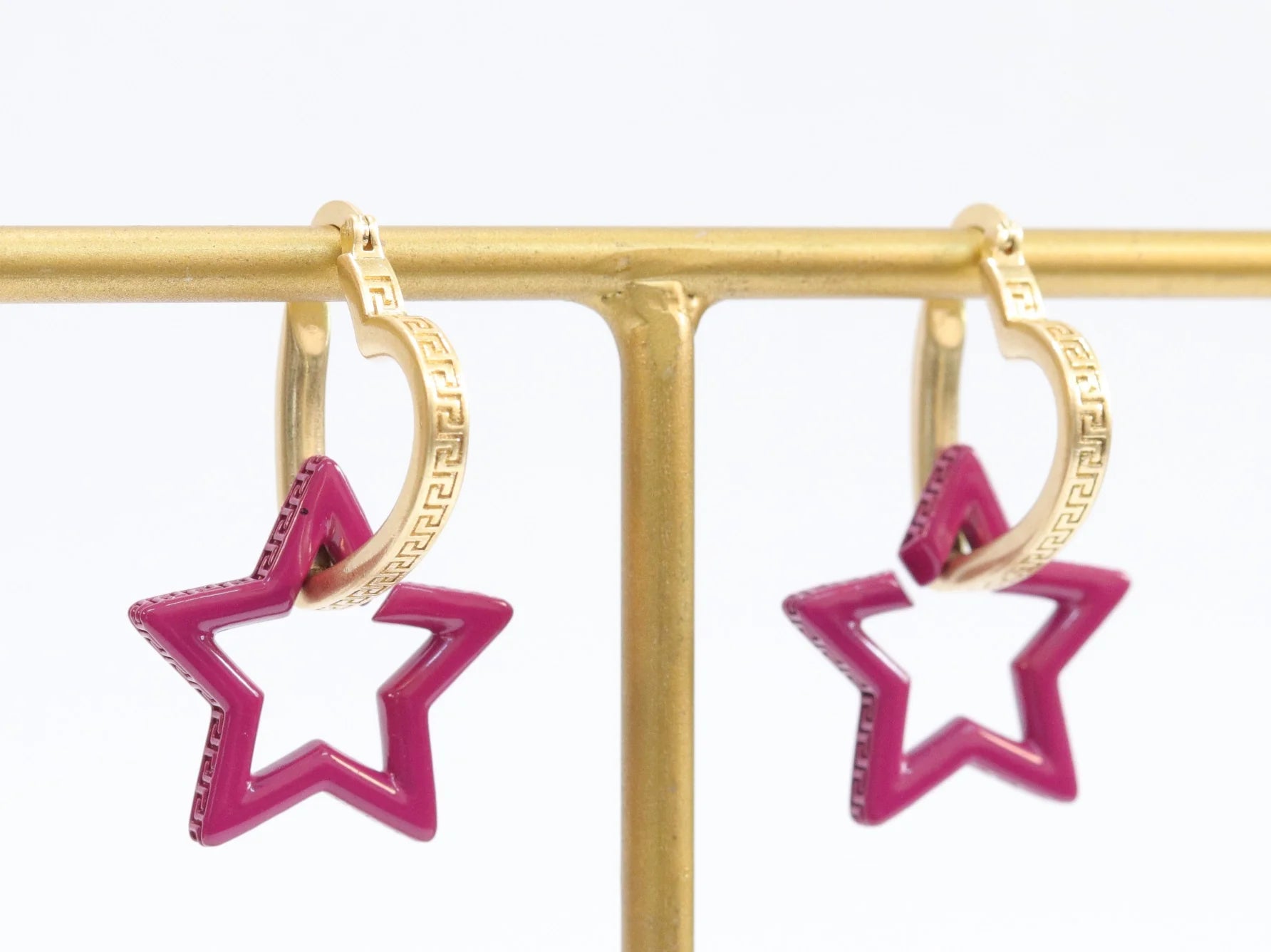 Pink star interlocked hoop in gold finish