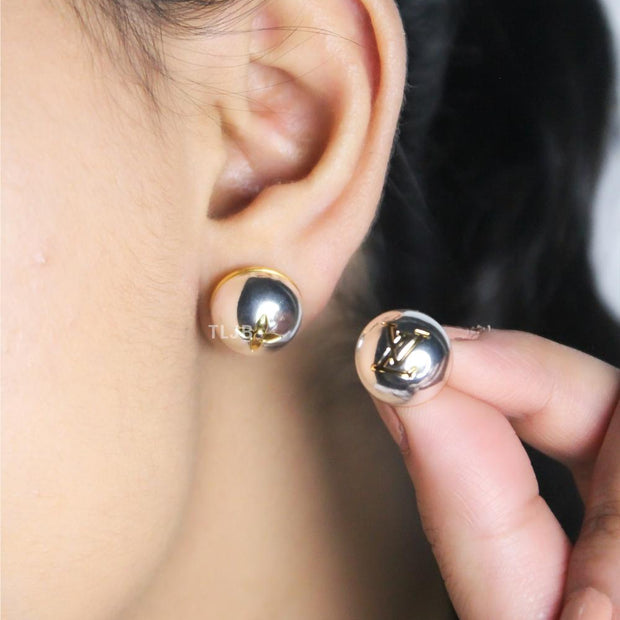 Alphabet L & V Celestial studs