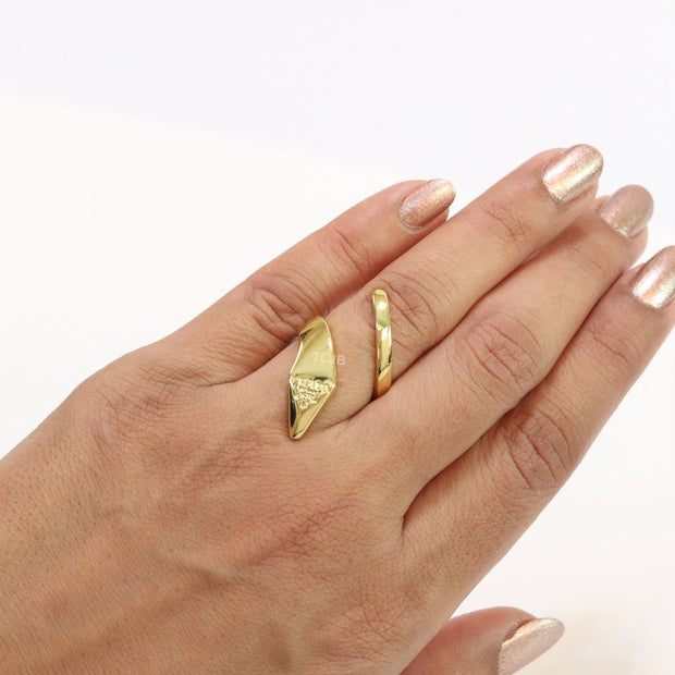 Matt gold plated snake ring