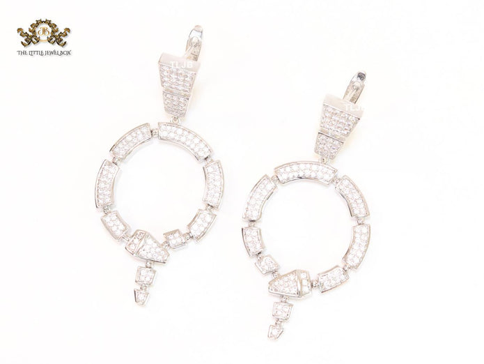 White statement dangles