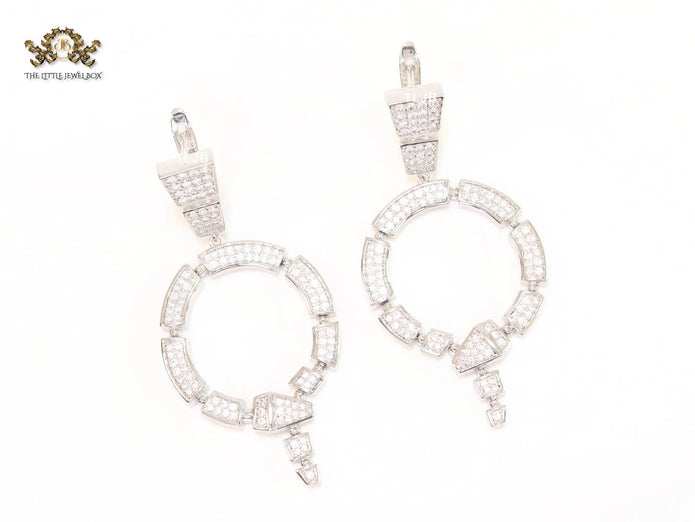 White statement dangles