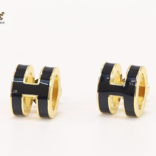 Alphabet H enamel studs- Black