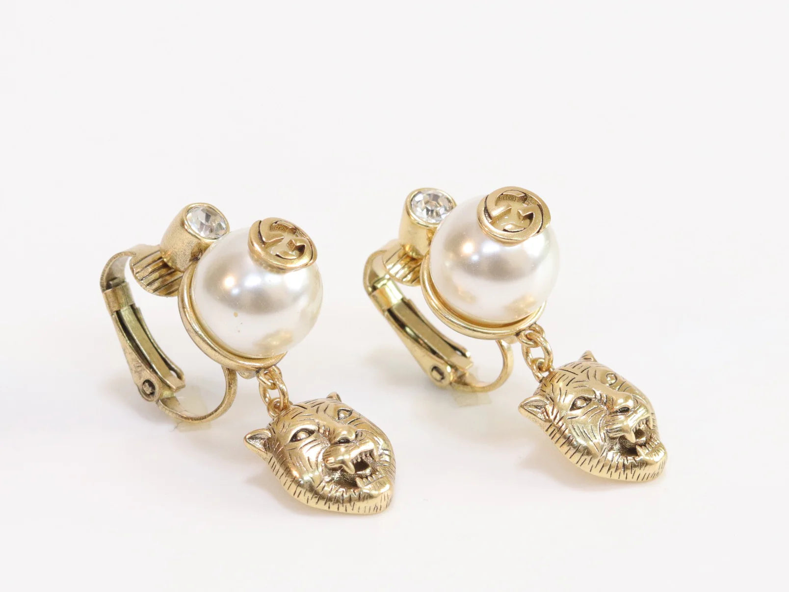 Double G panther pearl dangles in gold finish with CZ