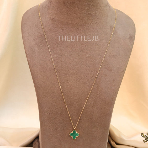 Gold plated chain with malachite stone clover pendant