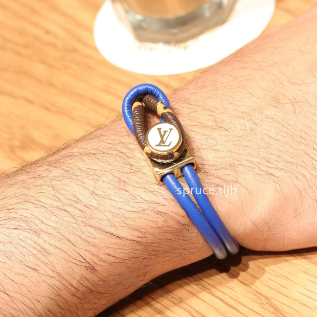 Alphabet L and V signature-blue bracelet