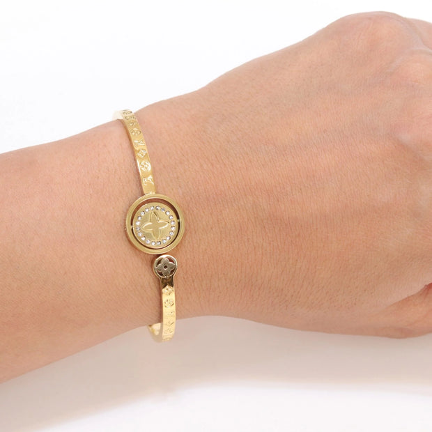Alphabet LV Sleek bracelet in gold finish
