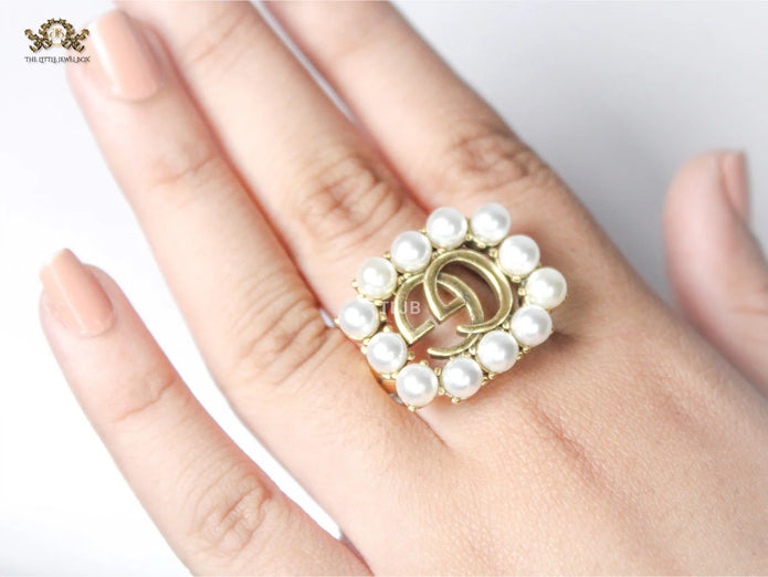 Double G Pearl Antique Ring