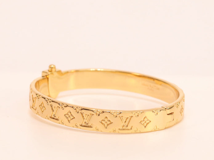 Alphabet LV bracelet in gold finish