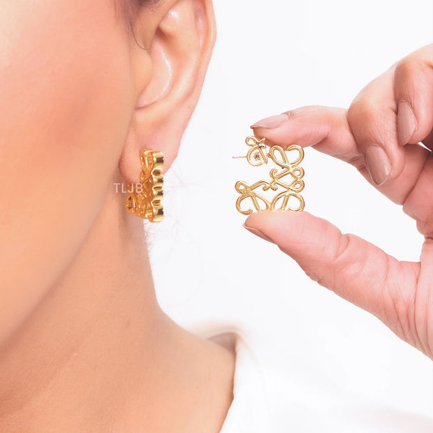 Alphabet L plain gold earrings