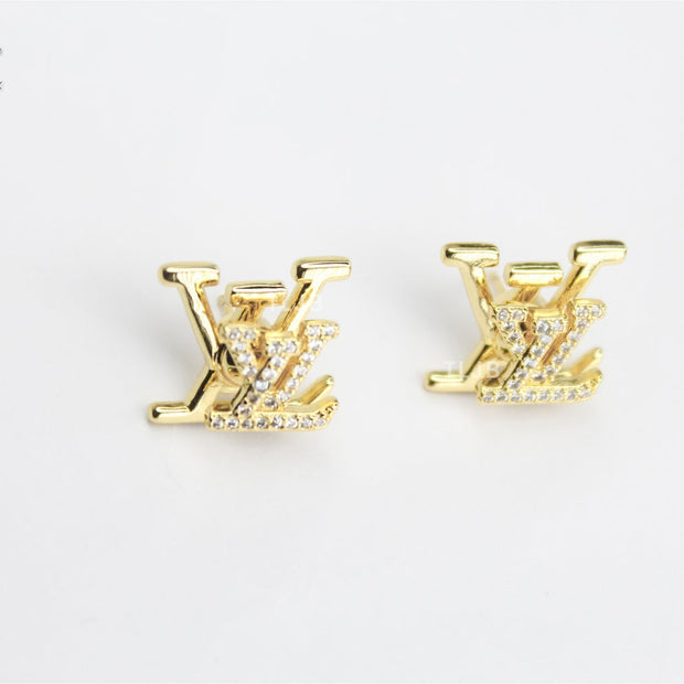Alphabet L&V Cz Studs