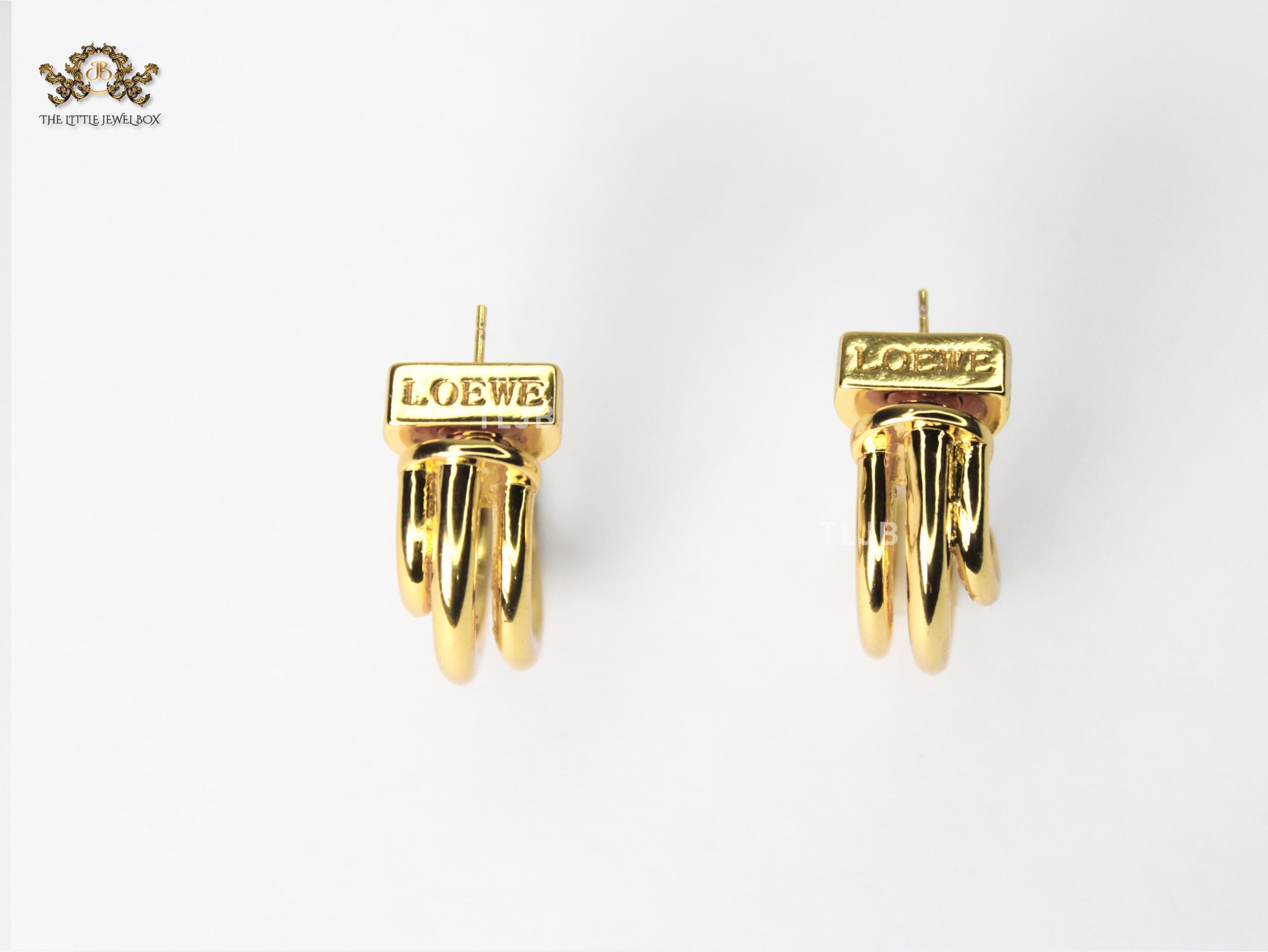 Alphabet LW Gold Arc Hoops