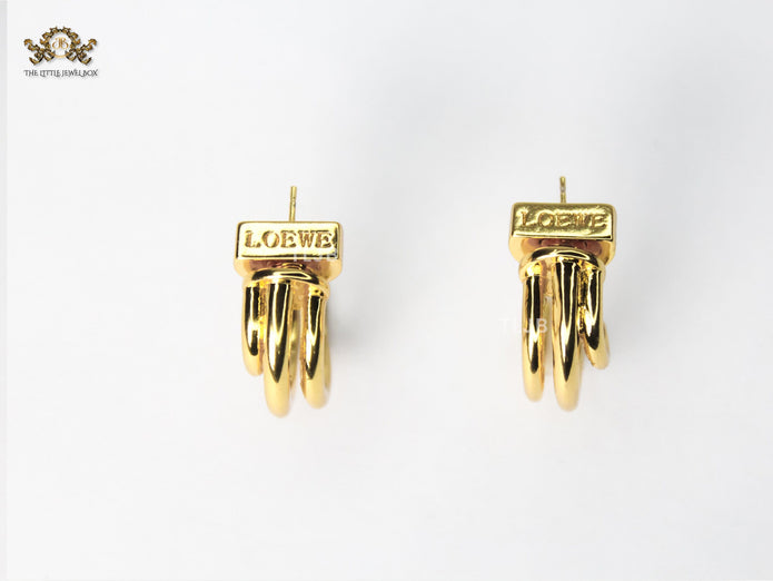 Alphabet LW Gold Arc Hoops