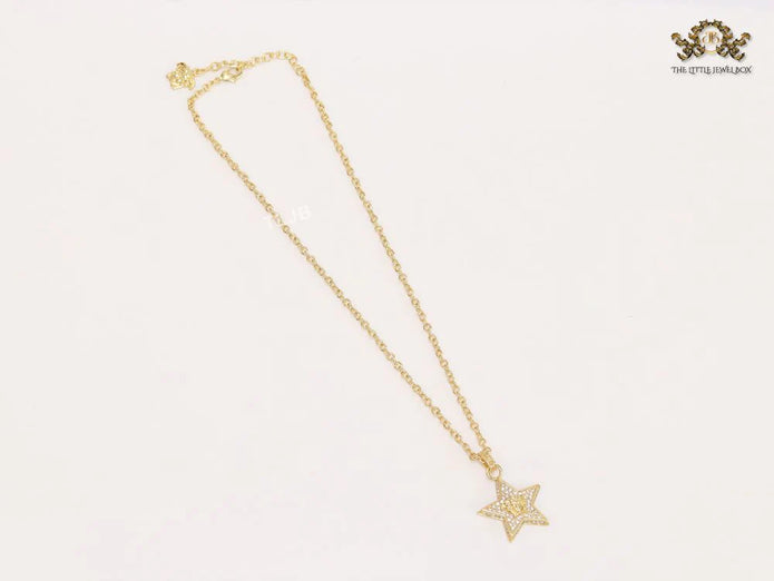STAR OF THE SHOW pendant