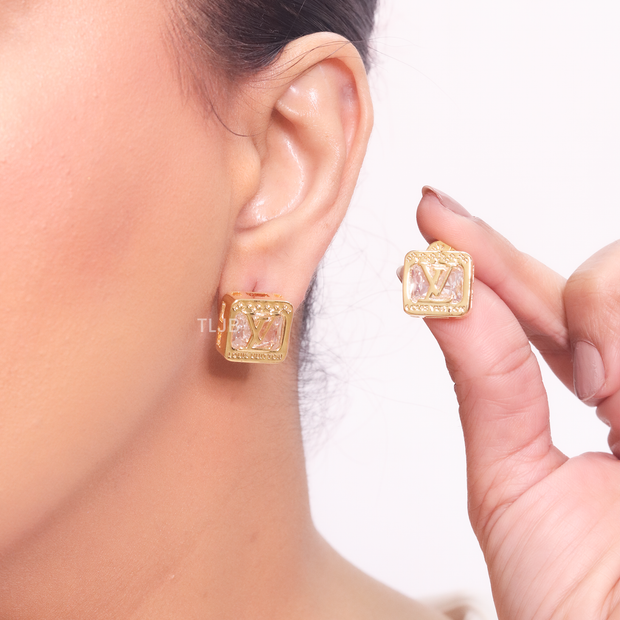 Alphabet V square studs