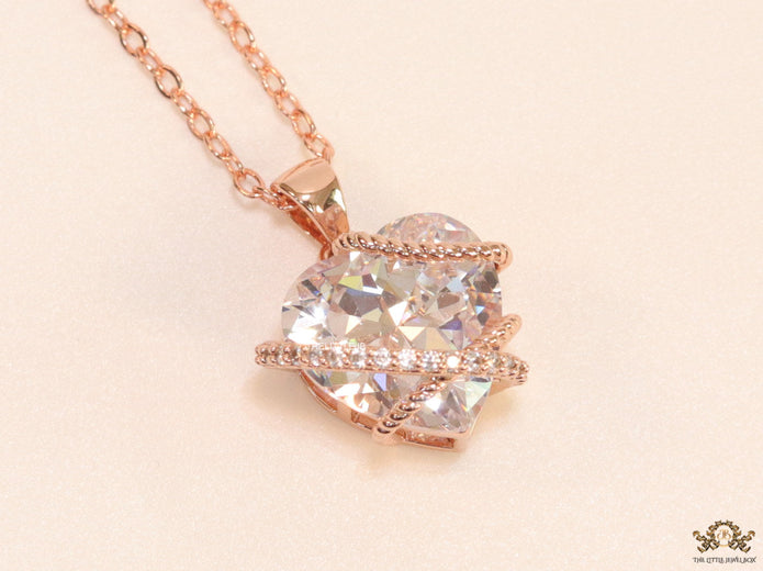 Rose gold chain necklace with heart shape fancy cz pendant
