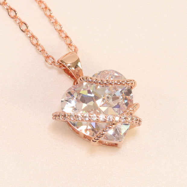 Rose gold chain necklace with heart shape fancy cz pendant