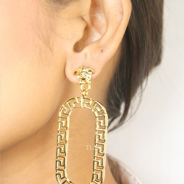 Medusa long earrings with signature mesh pattern