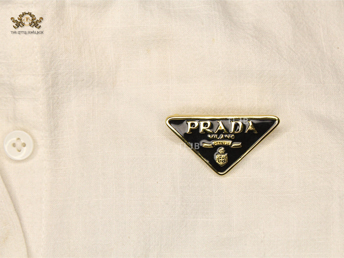 Alphabet P Black enamel Brooch