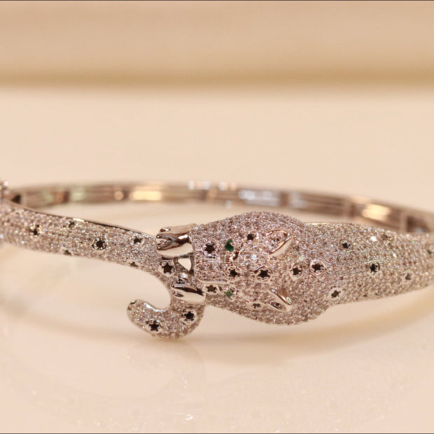 Platinum plated full diamond panther openable bracelet