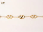 Alphabet V Gold bracelet with CZ