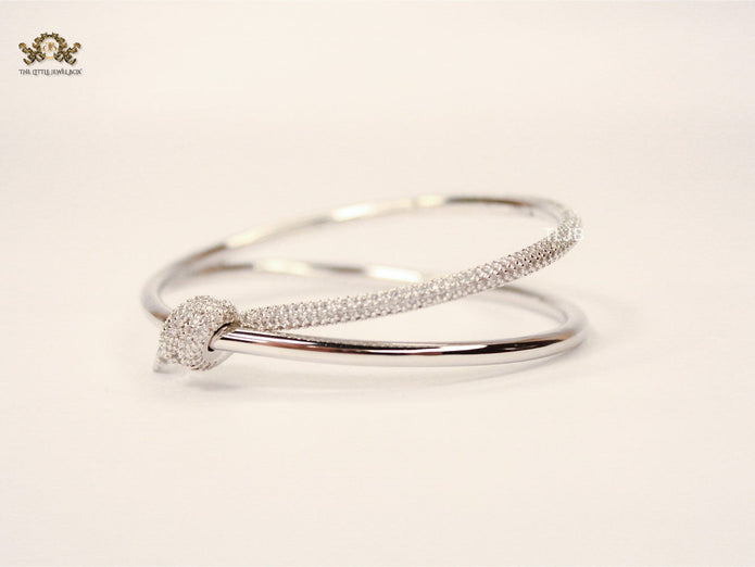 Alphabet T& Co knot bracelet in silver