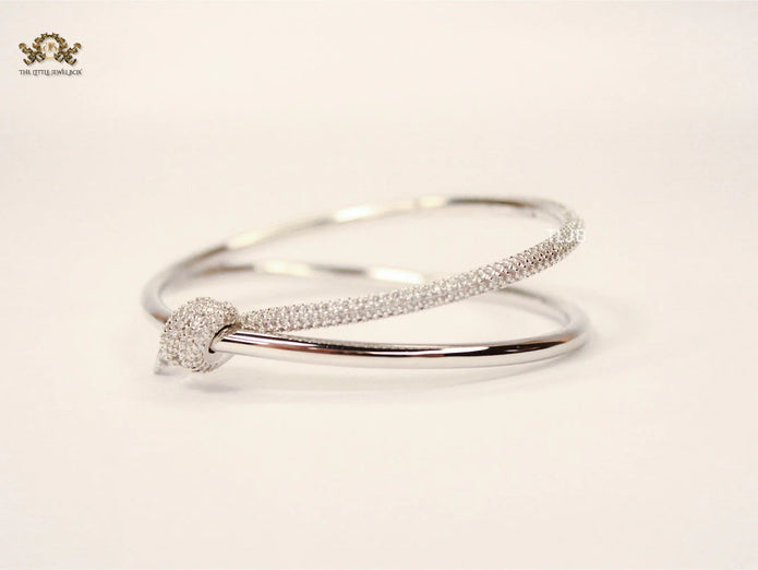 Alphabet T& Co knot bracelet in silver