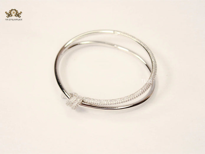 Alphabet T& Co knot bracelet in silver