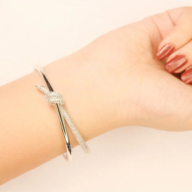 Alphabet T& Co knot bracelet in silver