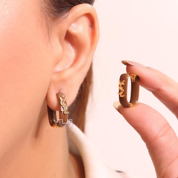 Alphabet Y brown enamel hoops