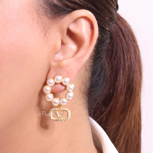 Alphabet CD pearl and gold danglers