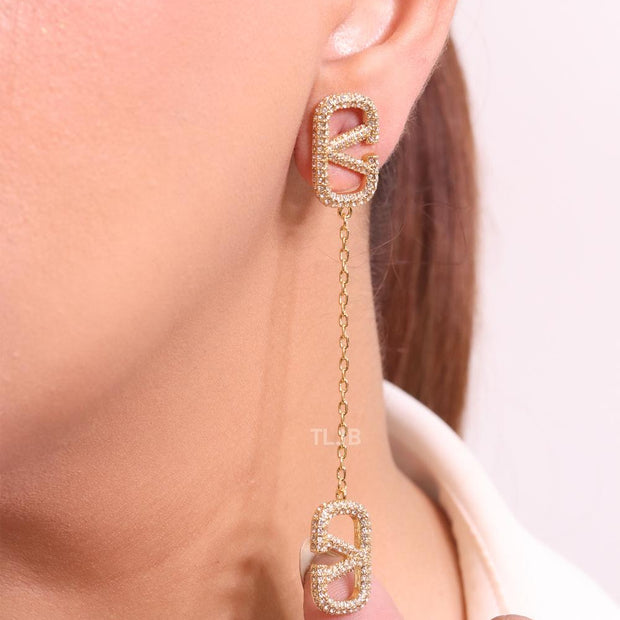 Alphabet Open V gold chain danglers