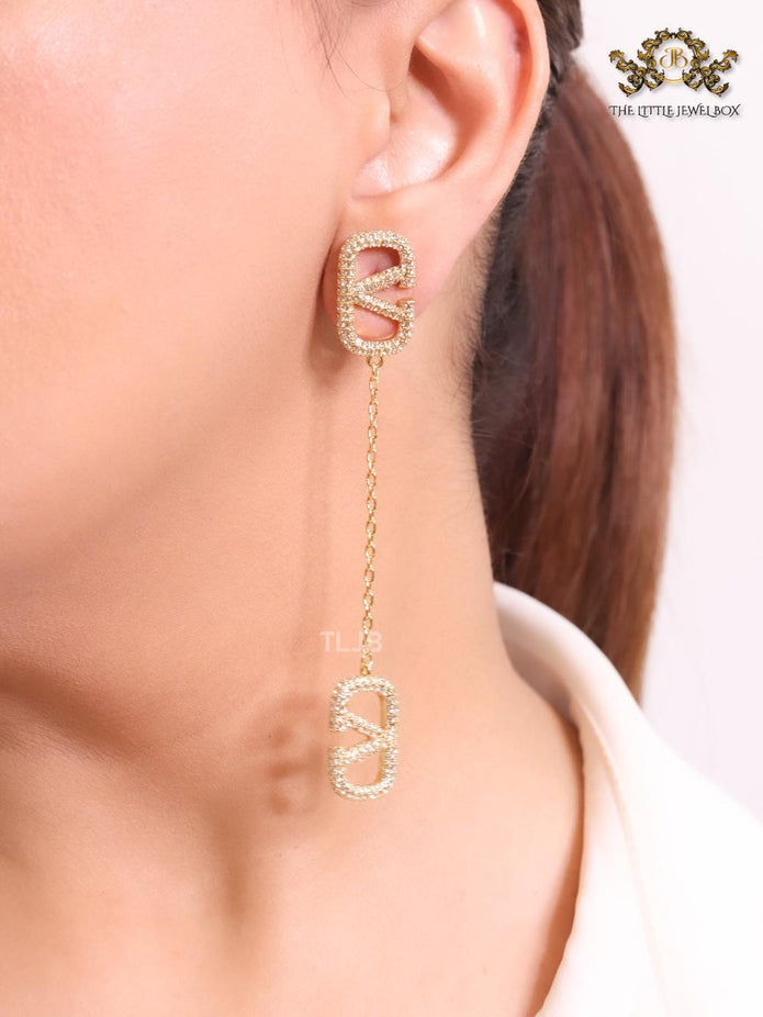 Alphabet Open V gold chain danglers