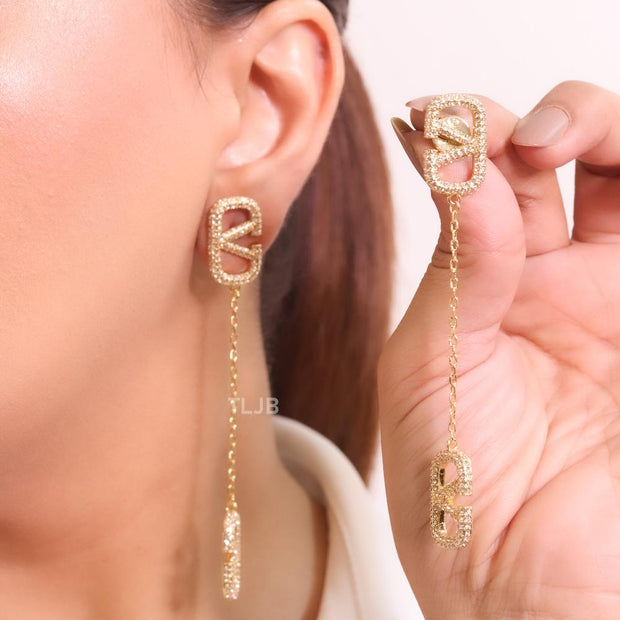 Alphabet Open V gold chain danglers