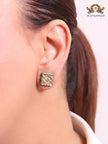Alphabet L gold & green studs