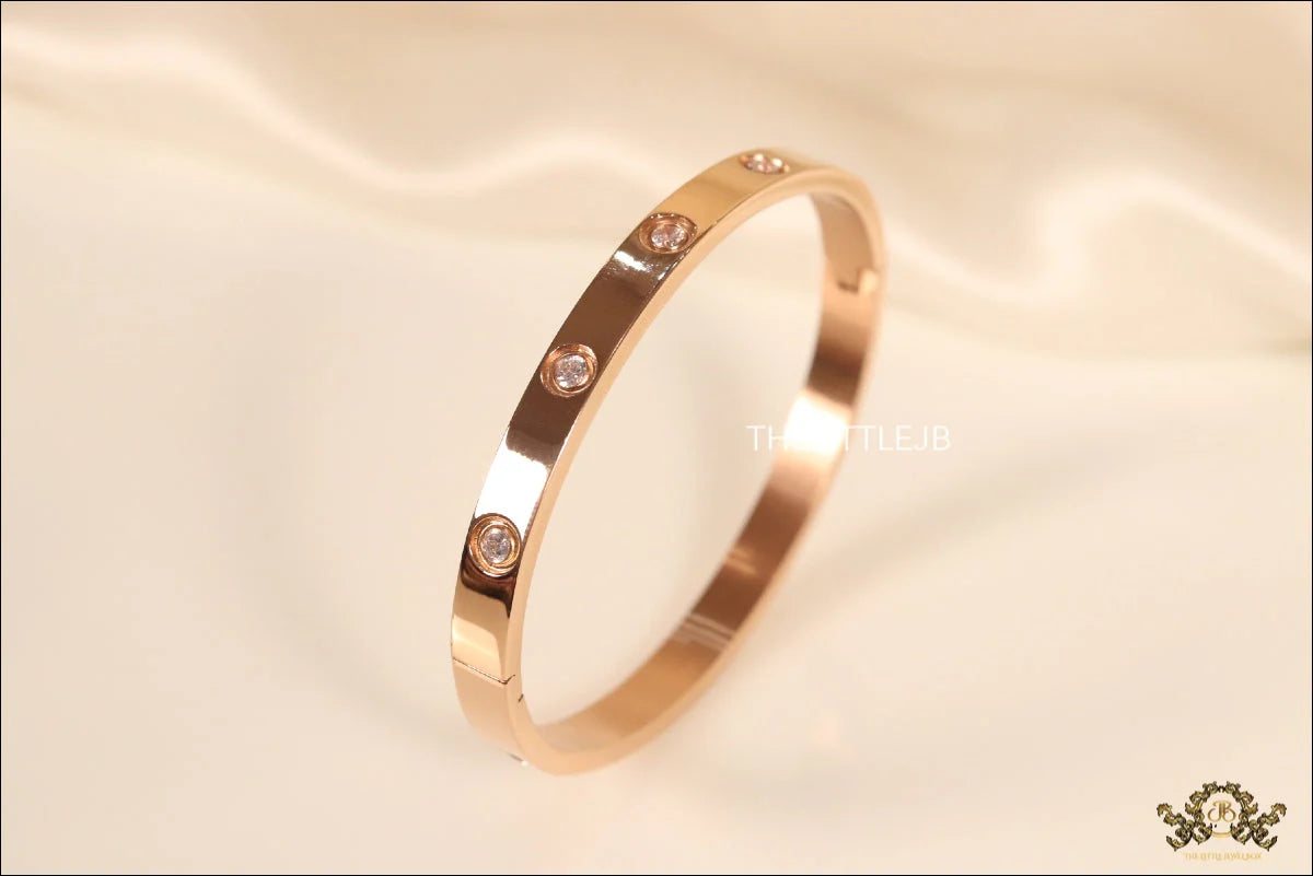 Rose gold Plated love bracelet with zircons